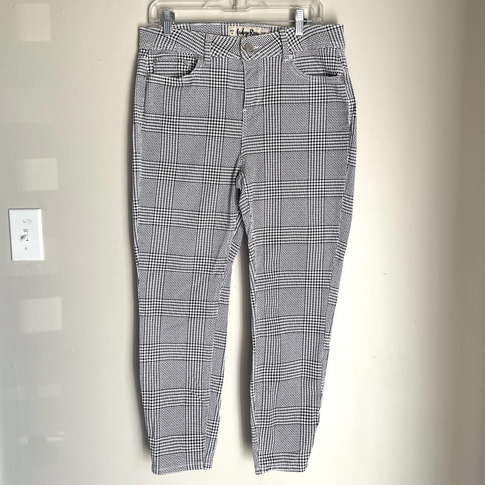🖤 Indigo Rein Black & White Plaid Skinny Jeans (Size 15)